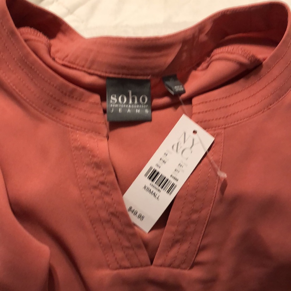 👚NY&CO NWT Lace Blouse & Free Pants!👖